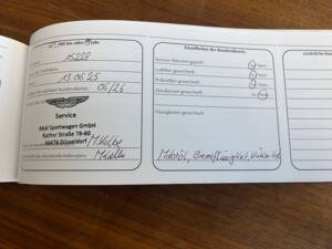 Immagine 61/80 di Aston Martin Virage (2011)