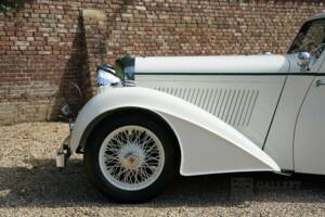 Bild 29/50 von Bentley 3 1/2 Liter Park Ward FHC (1933)