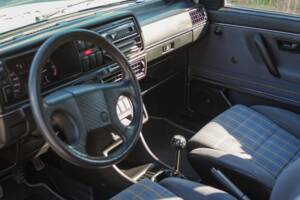 Bild 40/58 von Volkswagen Golf II GTi 1.8 (1988)
