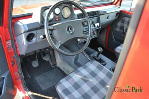Bild 18/50 von Mercedes-Benz 200 GE (kurz) (1987)