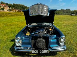 Image 44/57 de Mercedes-Benz 280 SE 3,5 (1972)