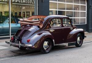 Immagine 3/33 di Renault 4 CV Décapotable (1951)