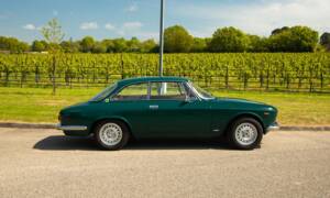 Imagen 2/50 de Alfa Romeo Giulia 1600 Sprint GT Veloce (1968)