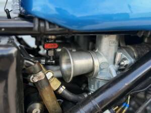 Image 25/42 of Triumph T 150 V Trident (1973)