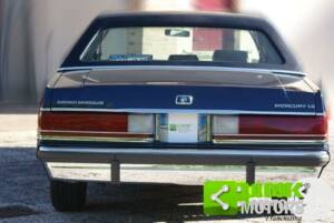 Bild 2/10 von Mercury Grand Marquis (1991)
