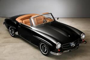 Afbeelding 4/27 van Mercedes-Benz 190 SL (1960)