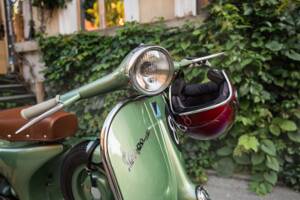 Immagine 21/32 di Piaggio Vespa 150 (1961)