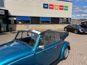 Image 51/68 de Volkswagen Coccinelle 1302 LS (1972)