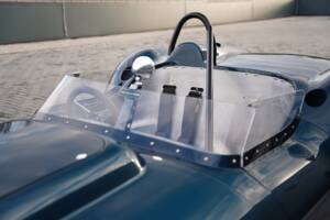 Image 45/50 of Lister Knobbly (1958)