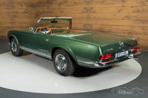 Bild 18/19 von Mercedes-Benz 230 SL (1967)