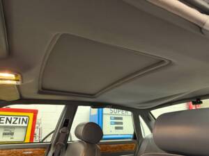 Image 12/18 of Jaguar XJ 6 4.0 (1990)