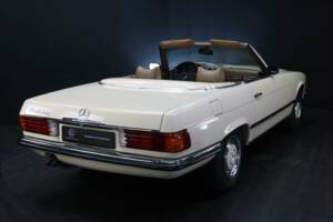 Image 2/50 de Mercedes-Benz 450 SL (1973)