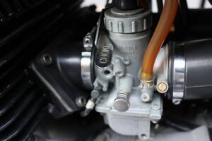 Image 26/33 of Yamaha RD 250 (1976)