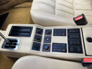 Image 38/59 of Ferrari 328 GTS (1988)