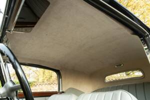 Image 15/50 of Mercedes-Benz 230 Cabriolet A (1939)