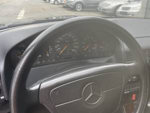 Image 11/12 de Mercedes-Benz 300 SL-24 (1992)