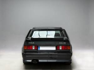 Image 7/21 of Mercedes-Benz 190 E 2.5-16 (1993)