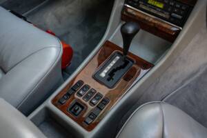 Bild 35/50 von Mercedes-Benz 500 SEL (1984)