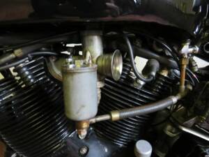 Image 29/50 of Vincent Black Shadow C (1953)