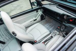 Image 24/68 of Porsche 911 Carrera (1997)