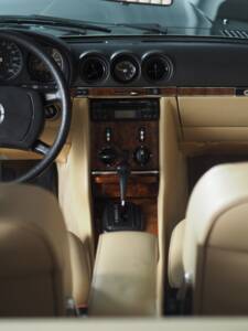 Immagine 44/51 di Mercedes-Benz 280 SL (1985)