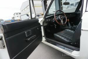 Image 33/54 de MG MGB GT (1974)