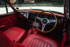 Bild 16/51 von Jaguar 240 (1968)