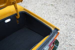 Image 23/50 of Triumph TR 6 (1971)
