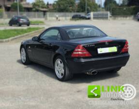 Bild 3/10 von Mercedes-Benz SLK 230 Kompressor (1999)