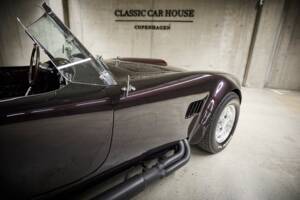 Image 18/73 of AC Cobra Replica (2005)