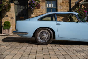Image 19/56 de Aston Martin DB 4 (1958)