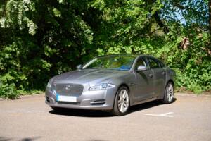 Bild 29/50 von Jaguar XJ 5.0 (2012)
