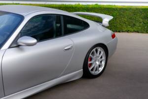 Bild 2/29 von Porsche 911 GT3 (2001)
