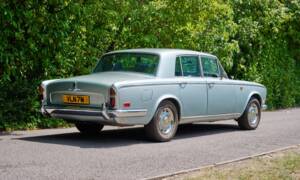 Image 8/46 of Rolls-Royce Silver Shadow I (1974)