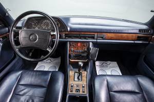 Image 10/34 of Mercedes-Benz 500 SEC (1984)