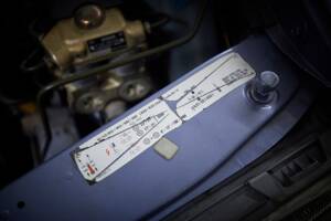 Image 91/100 of Mercedes-Benz 230 TE (1990)