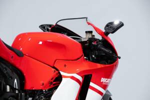 Image 33/50 of Ducati DUMMY (2007)