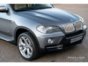 Bild 7/26 von BMW X5 xDrive48i (2007)