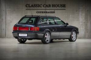 Image 8/99 of Audi RS2 Avant (1994)