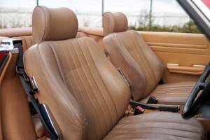 Image 39/50 of Mercedes-Benz 420 SL (1988)