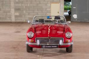 Image 12/27 of MG MGB GT (1972)