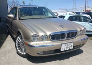Image 8/25 of Jaguar XJ 8 4.2 (2003)