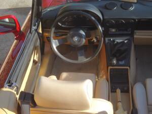 Bild 14/28 von Alfa Romeo 1.6 Spider (1991)