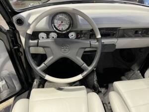 Image 19/41 de Volkswagen Coccinelle 1303 LS (1974)