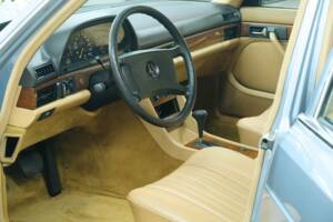 Bild 39/50 von Mercedes-Benz 420 SE (1988)