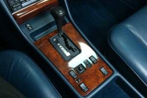 Bild 22/50 von Mercedes-Benz 560 SEC (1988)