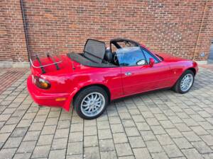 Image 2/15 of Mazda MX-5 1.8 (1995)