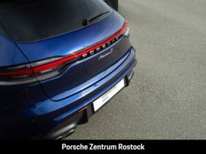 Obraz 29/33 pojazdu Porsche Macan S (2023)