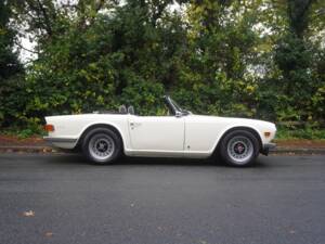 Bild 7/24 von Triumph TR 6 PI (1973)