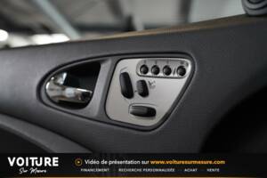 Image 28/37 of Jaguar XK 4.2 (2006)